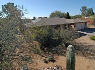 9040 E Saddleback Dr, Tucson, AZ 85749