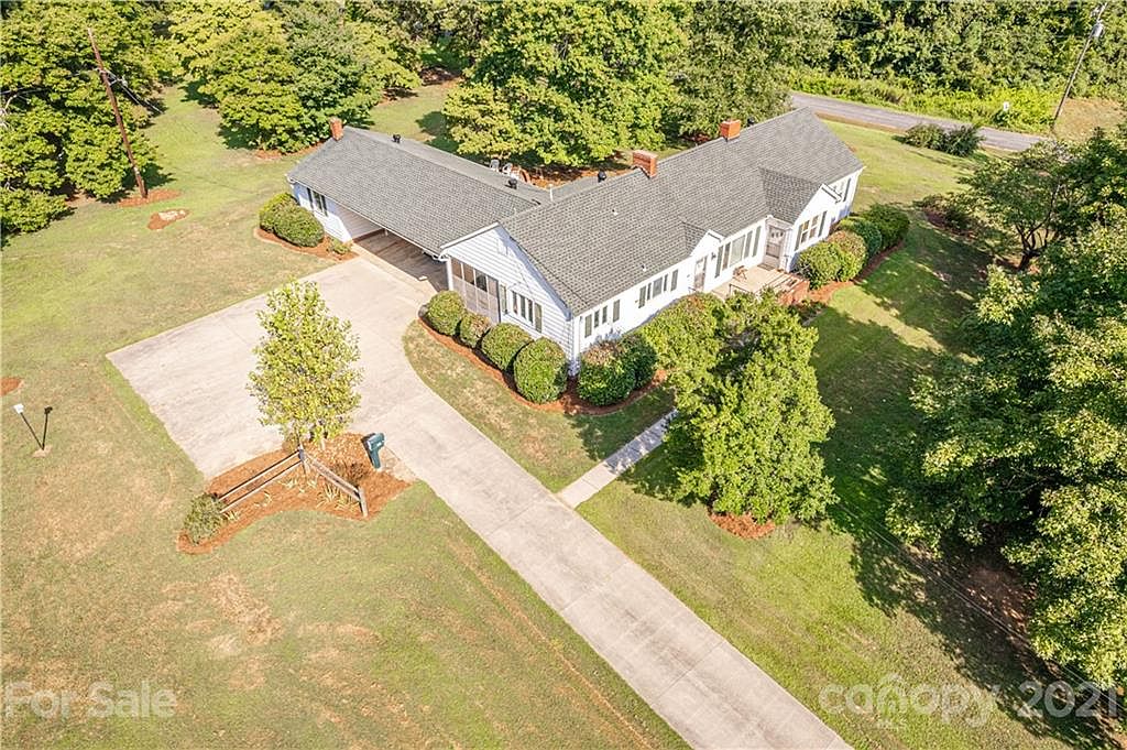 9339 Beatties Ford Rd, Huntersville, NC 28078 | Zillow