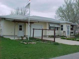 807 Jefferson St, La Porte City, IA 50651
