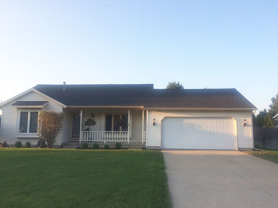1st image of 2121 Oak Hollow Dr