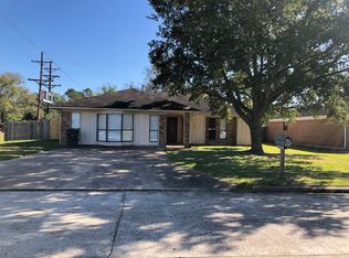 2005 Stacy St, Beaumont, TX 77707