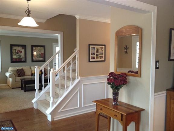 2nd image of 47 Columbine Cir