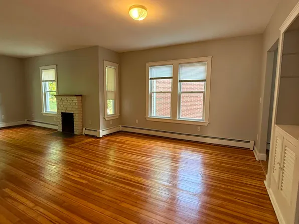 33-35 Zion St Unit 2, Hartford, CT 06106