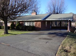 110 Gentry St, Jefferson, NC 28640