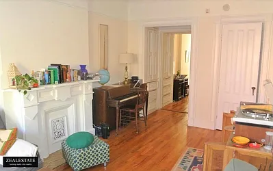 Rented by ZealEstate Group Inc