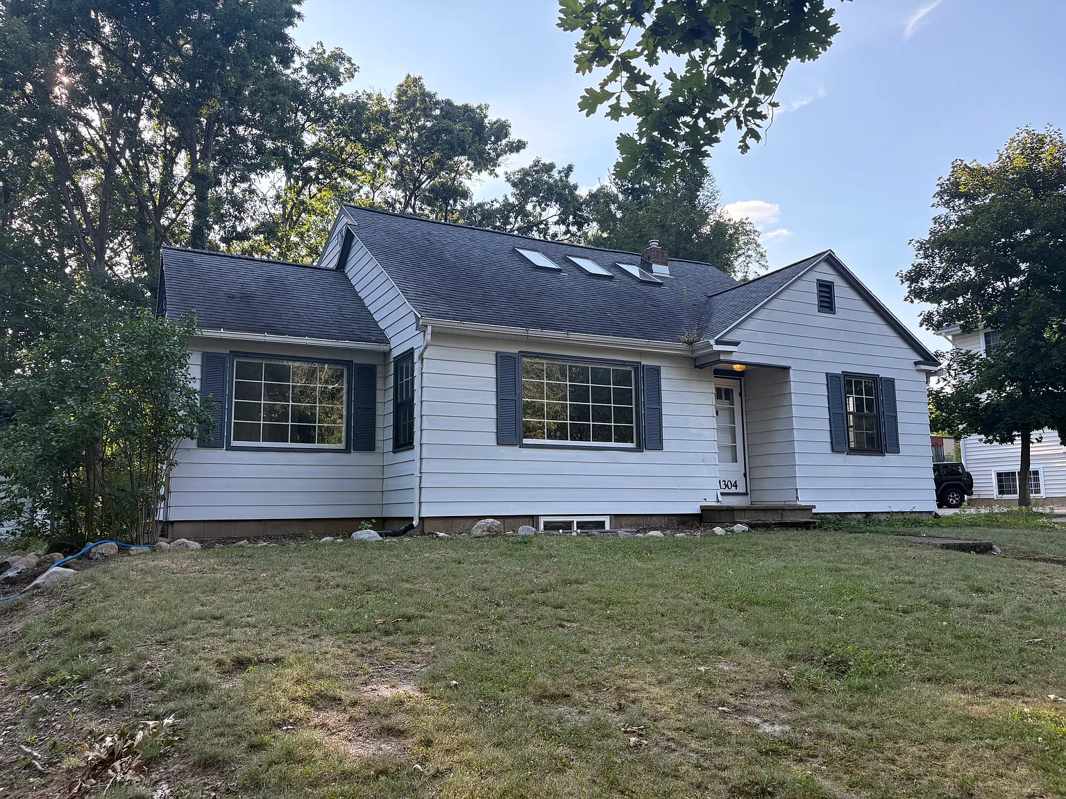 1304 Greenwood Ave — Photo 2