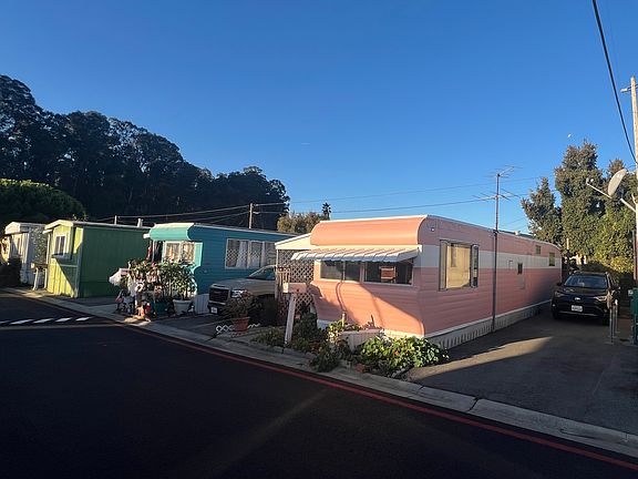 2nd image of 2630 Portola Dr #7