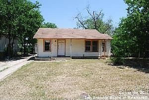 2nd image of 419 Cravens Ave