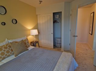 20394 SW Kirkwood St APT 202, Beaverton, OR 97006