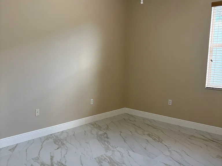 1150 Creekview Ct — Photo 17