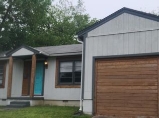 106 W 4th St, Owasso, OK 74055