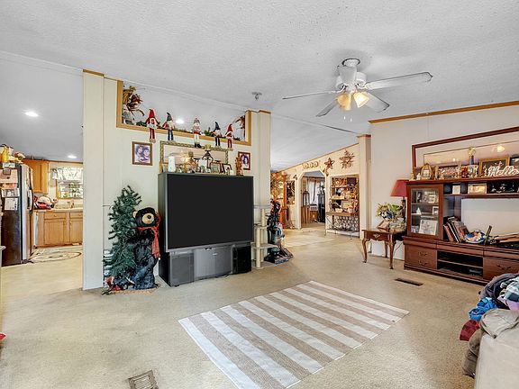 5th image of 9016 Glover Ct