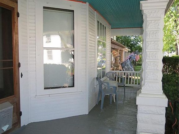 2nd image of 440 S Miami Ave
