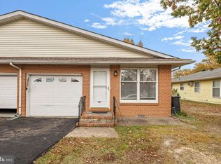 35 Dogwood Rd, Manahawkin, NJ 08050