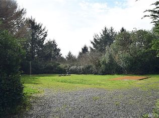301 Ensign Ave NW, Ocean Shores, WA 98569