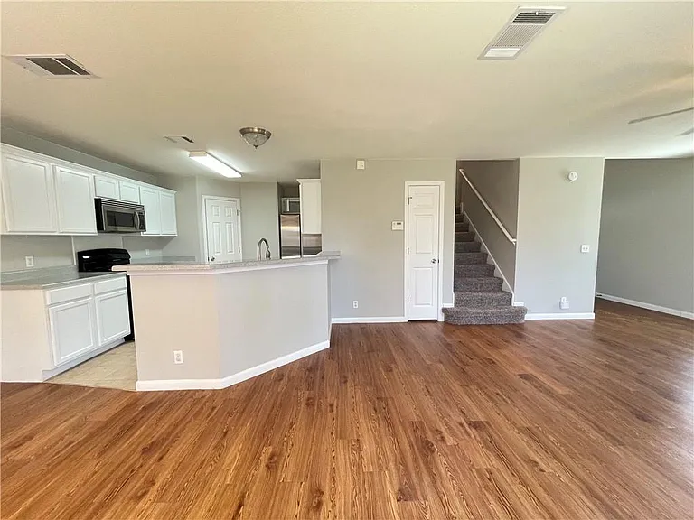 110 Cotton Creek Way — Photo 5