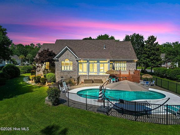 3rd image of 130 Wild Berry Lane