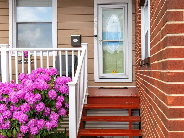2541 Walnut St, Harrisburg, PA 17103