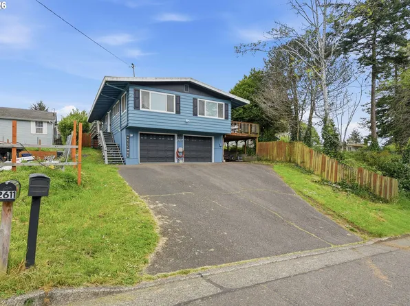 2617 Union Ave, North Bend, OR 97459
