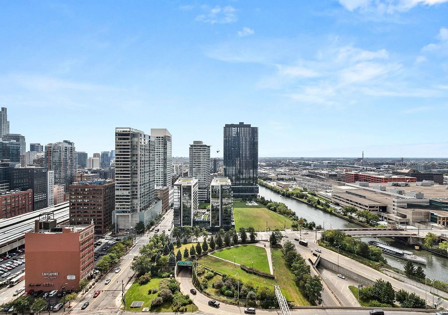 2 bed, 1040 sqft, $3,100 — Photo 3