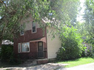 313 W 9th St, Carroll, IA 51401