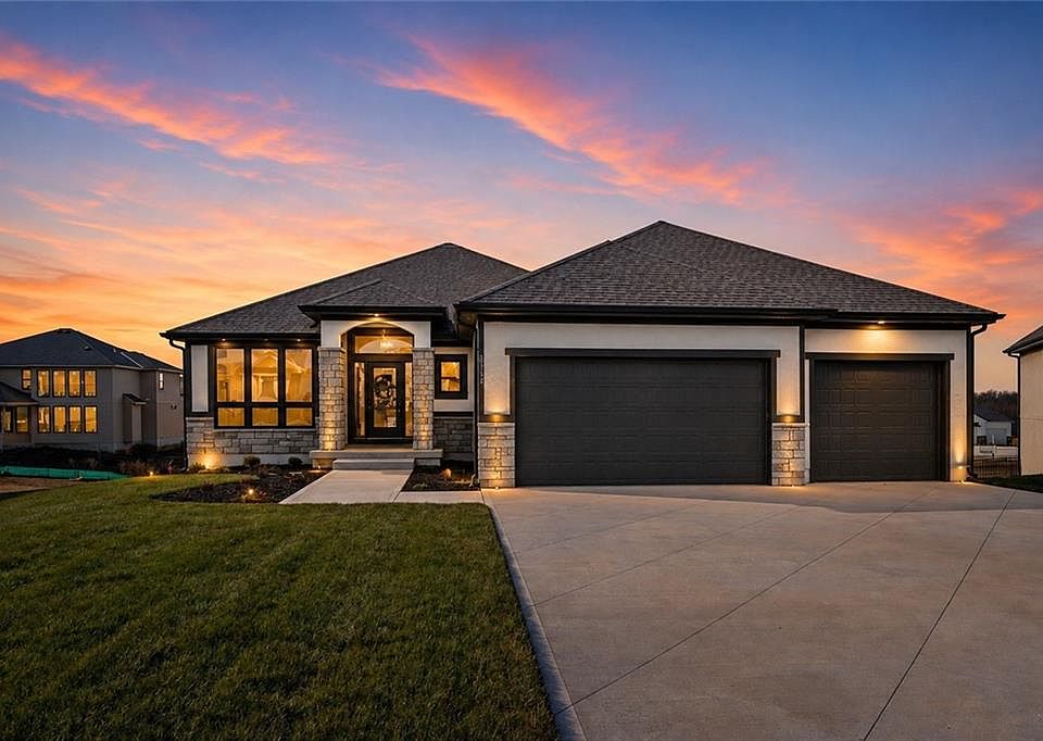 1st image of 2319 SW Serena Pl