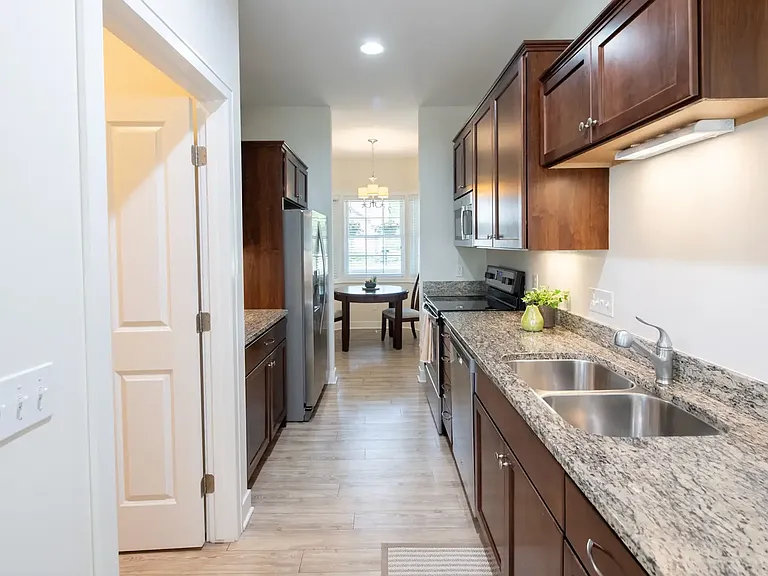 1837 Maple Knoll Dr SE #1837 — Photo 4