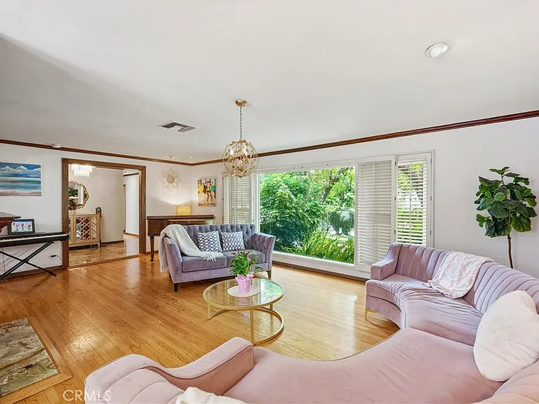 18000 Karen Dr — Photo 9