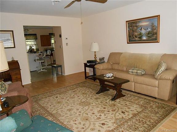 5th image of 13A West Virginia Dr