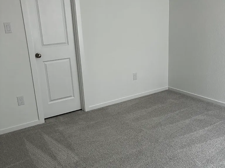 409 Moscato Rd — Photo 8