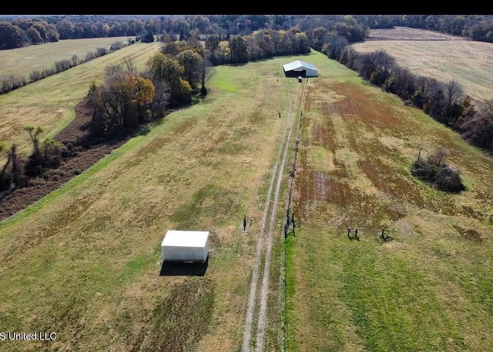 1st image of 4444 Whippoorwill Rd