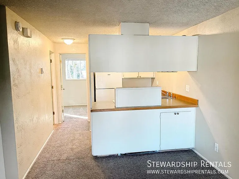 1161 Mill St #4 — Photo 9