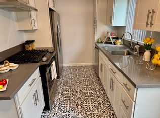 1512 Corinth Ave APT 4, Los Angeles, CA 90025