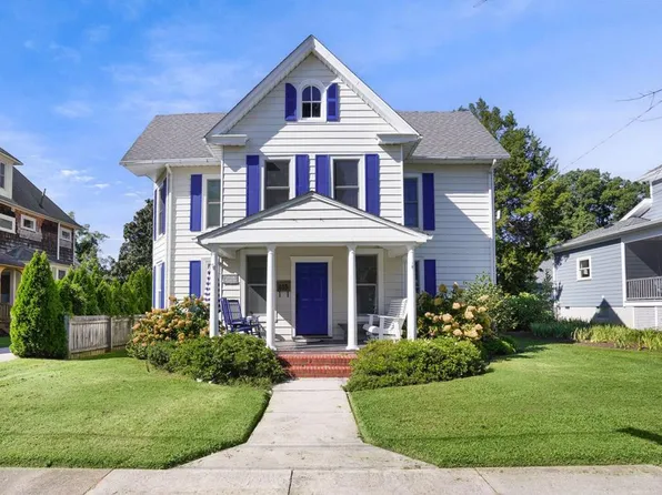 615 Tazewell Ave, Cape Charles, VA 23310