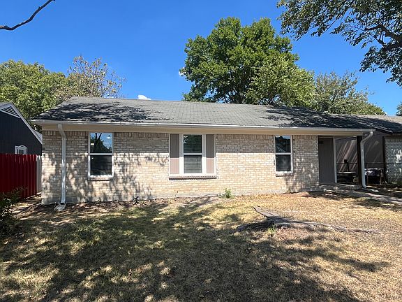 2nd image of 9615 Oak Gate Ln