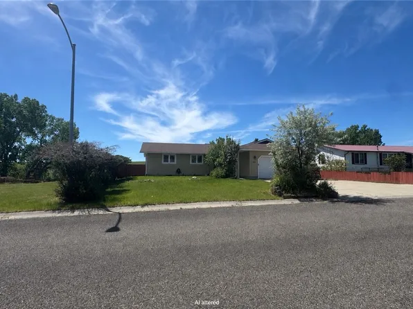 6630 Browning Dr, Colstrip, MT 59323