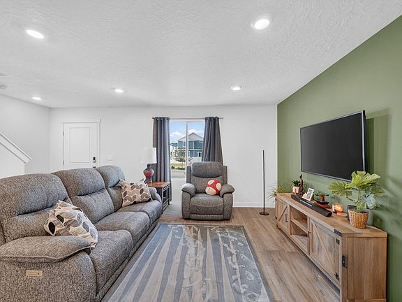 2nd image of 3783 W Cold Spring Dr