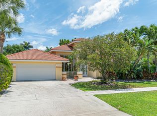 9501 Carousel Cir E, Boca Raton, FL 33434