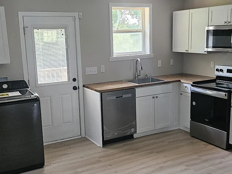 933 Shearor St — Photo 3