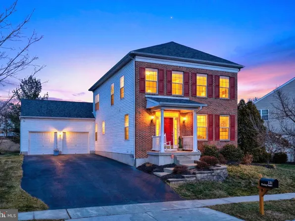 121 Trinley St, Pottstown, PA 19465