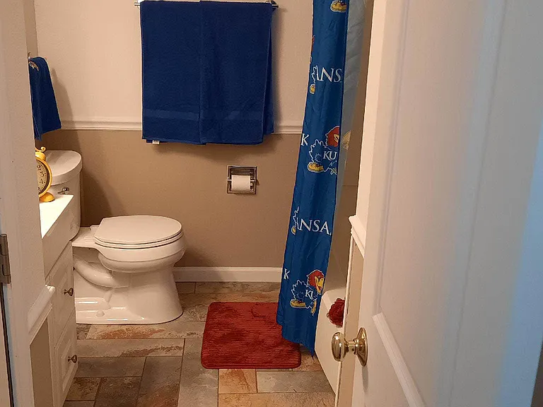 ...there is a full tub with shower...