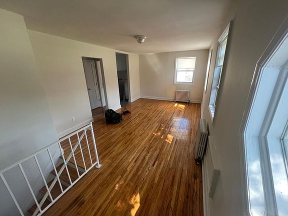 3rd image of 22433 67th Ave #2