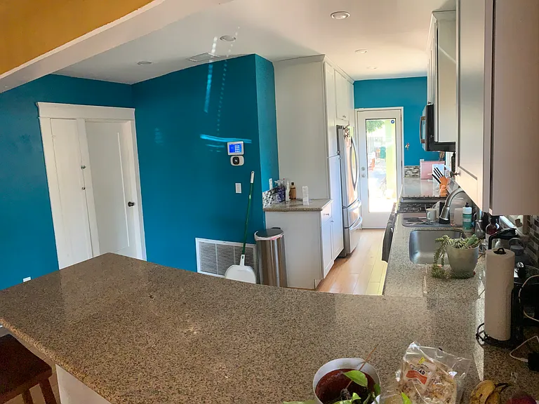 4219 Marlborough Ave — Photo 6
