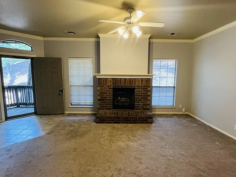 1718 Windhill Ave #1 — Photo 5