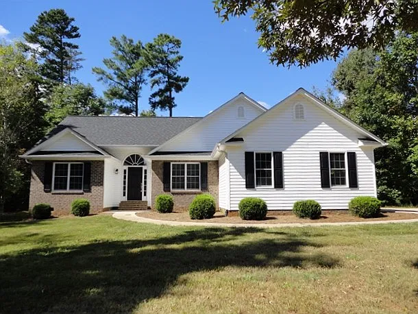 243 Rollingwood Dr