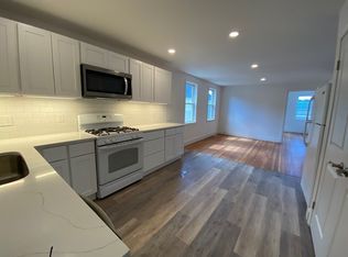 23 Main St FLOOR 2, Topsfield, MA 01983