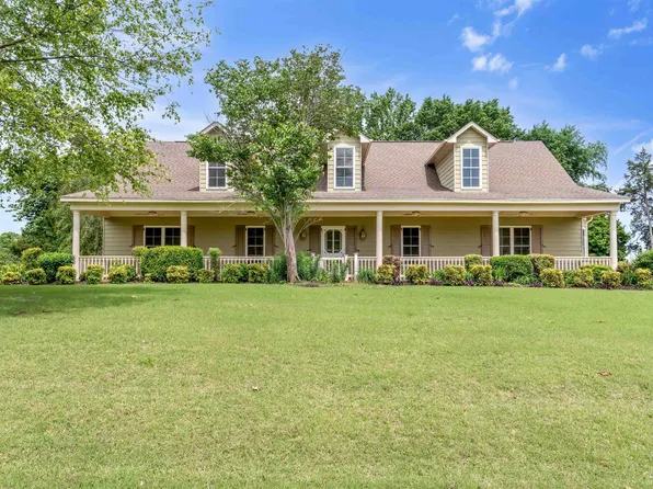 1070 Woodbridge Rd, Somerville, TN 38068