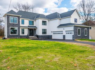 486 Plainfield Rd, Edison, NJ 08820