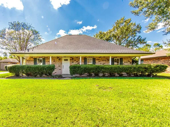 102 Nancy Ct, Thibodaux, LA 70301
