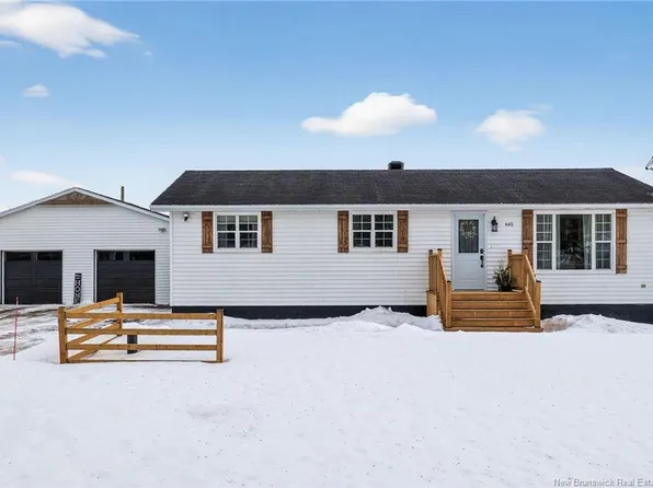 440 Charles Lutes Rd, Moncton, NB E1G 2T4